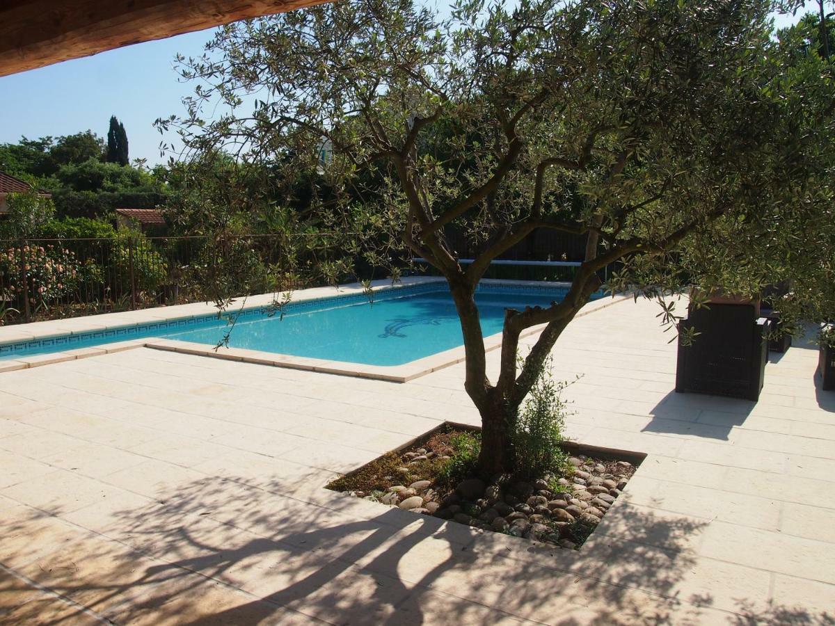 Les Buis Apartment Carpentras Ngoại thất bức ảnh